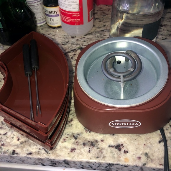 SOLD Indoor S’mores Electric - Picture 2 of 2